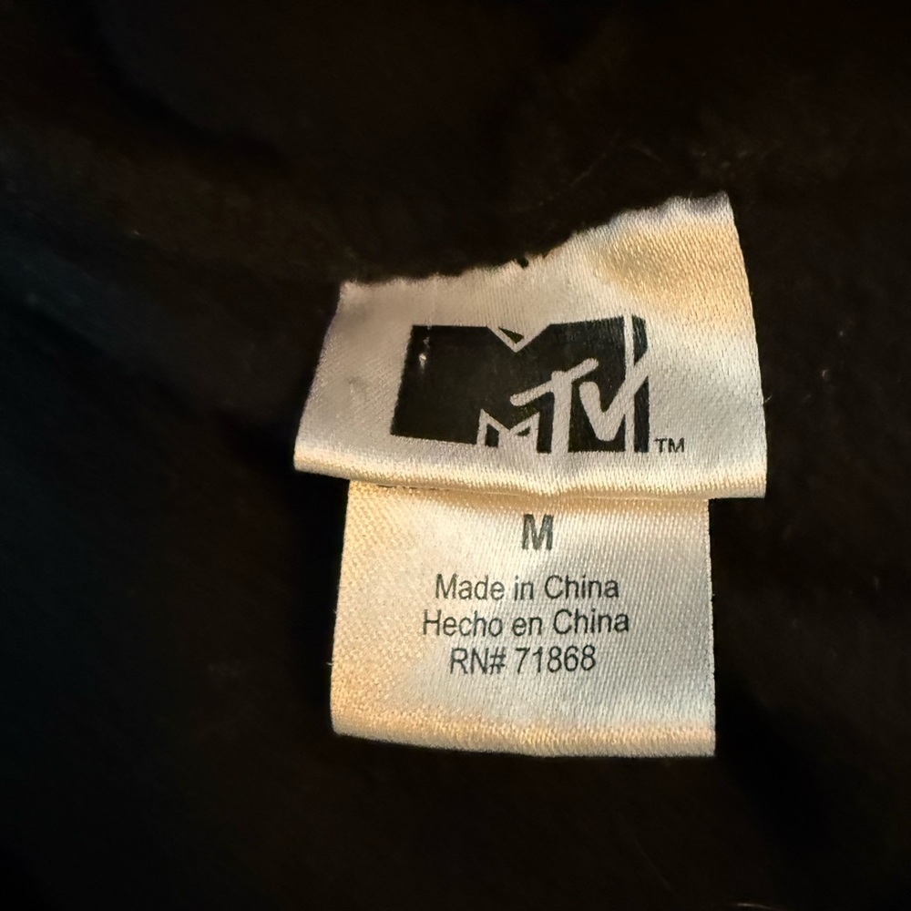 Cropped MTV Logo Black Hoodie - Picture 3 of 3